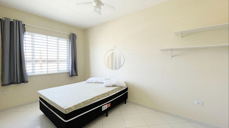 Sobrado com piscina a 200m do mar