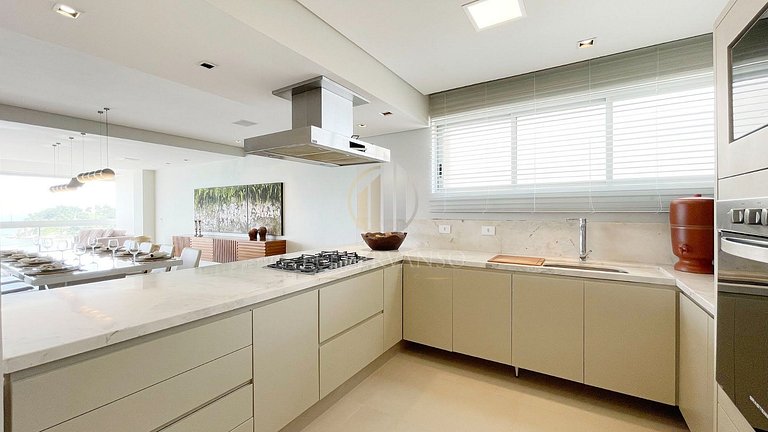 Cobertura pé na areia