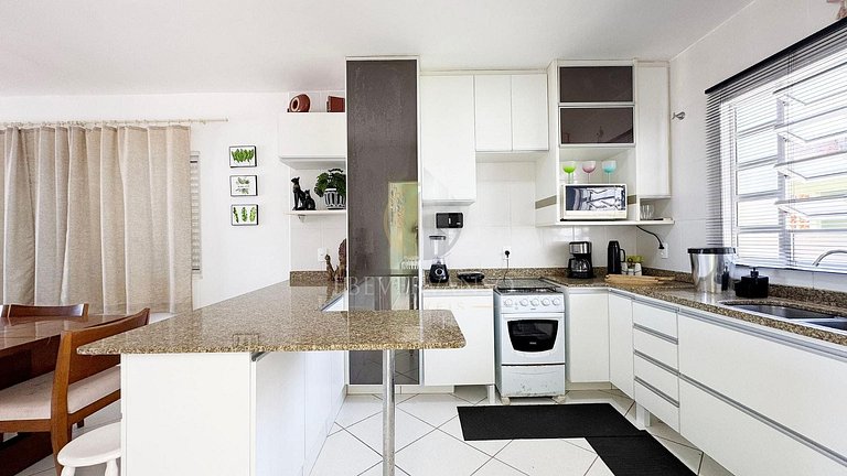 Frente Mar, piscina, Ar + Wi-fi /Ideal p/ família