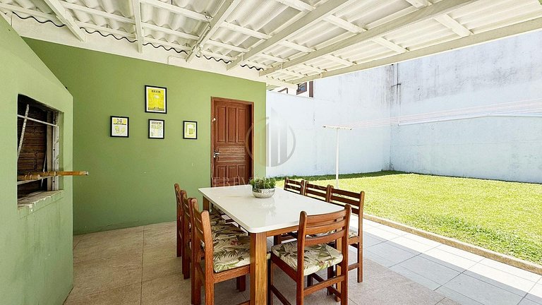 Frente Mar, piscina, Ar + Wi-fi /Ideal p/ família