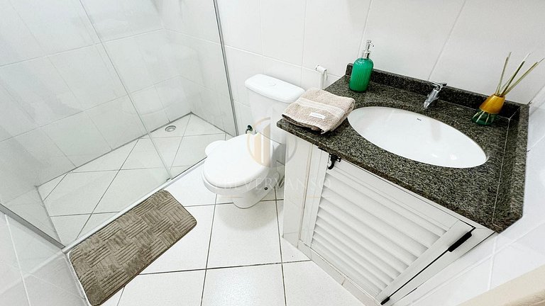 Acorde com o Som das Ondas-Frente Mar com Piscina