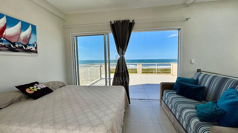 Triplex frente mar com piscina e Wi-Fi