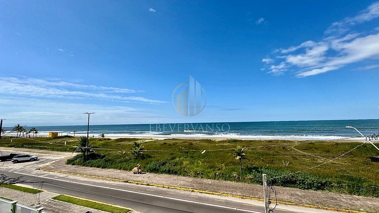 Triplex frente mar com piscina e Wi-Fi