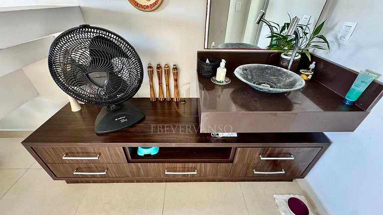 Piscina e Wi-Fi -Frente para o Mar triplex