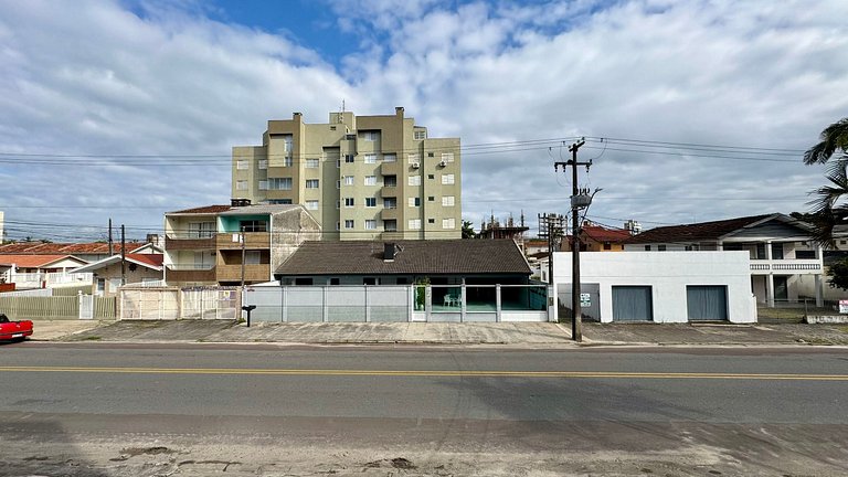 Fragata Beach House - A duas quadras do Mar