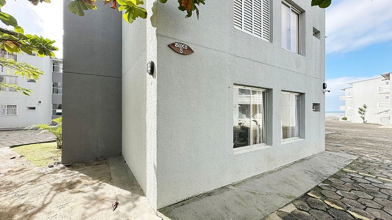 Apartamento em condomínio frente Mar - Wi-fi