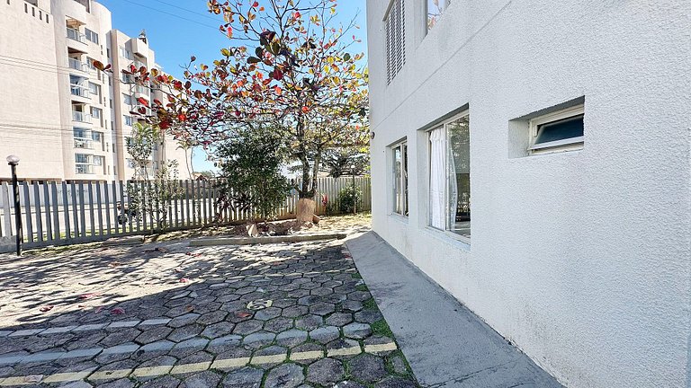 Apartamento com ar e Wi-Fi de frente para o mar