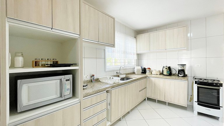 Sobrado Areia Dourada