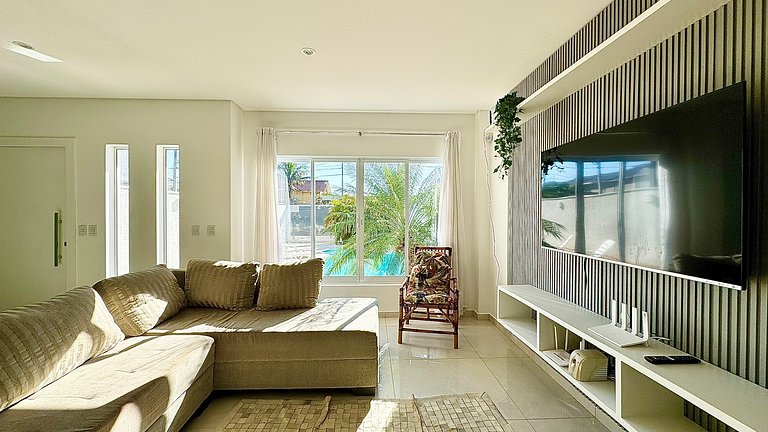 Maravilhoso Sobrado Alto Padro com Piscina